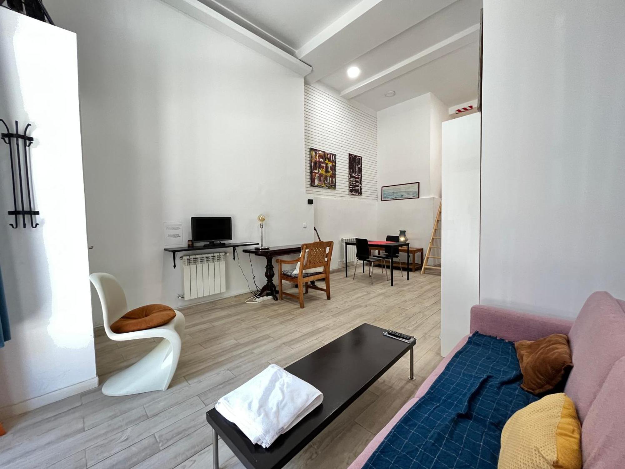Duplex Manzanares Izq Amarillo Temporal Apartment Madrid Exterior photo